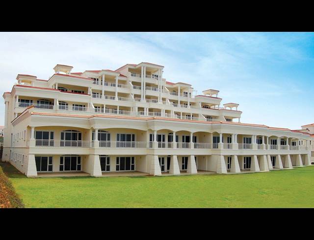 4 BEDROOM APARTMENT FOR SALE IN LA LUCIA RIDGE